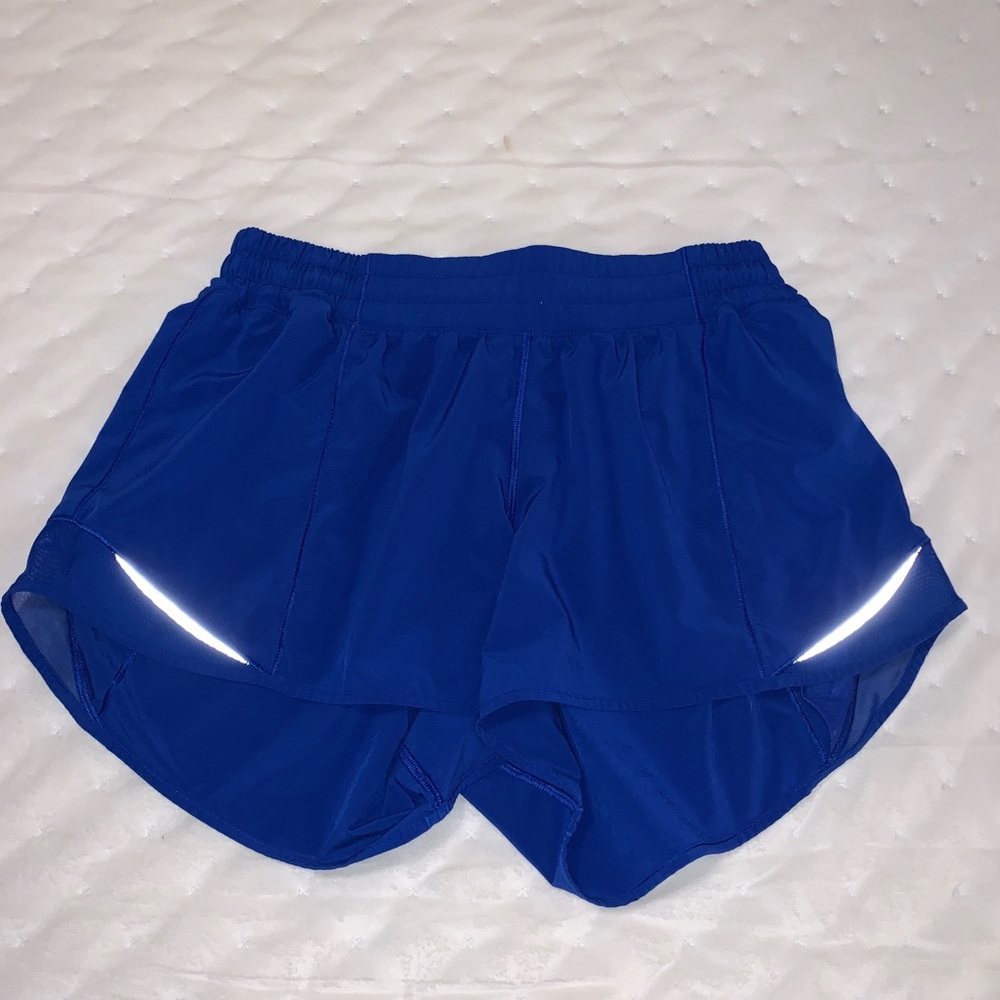 🍋 Lululemon Hotty hot shorts